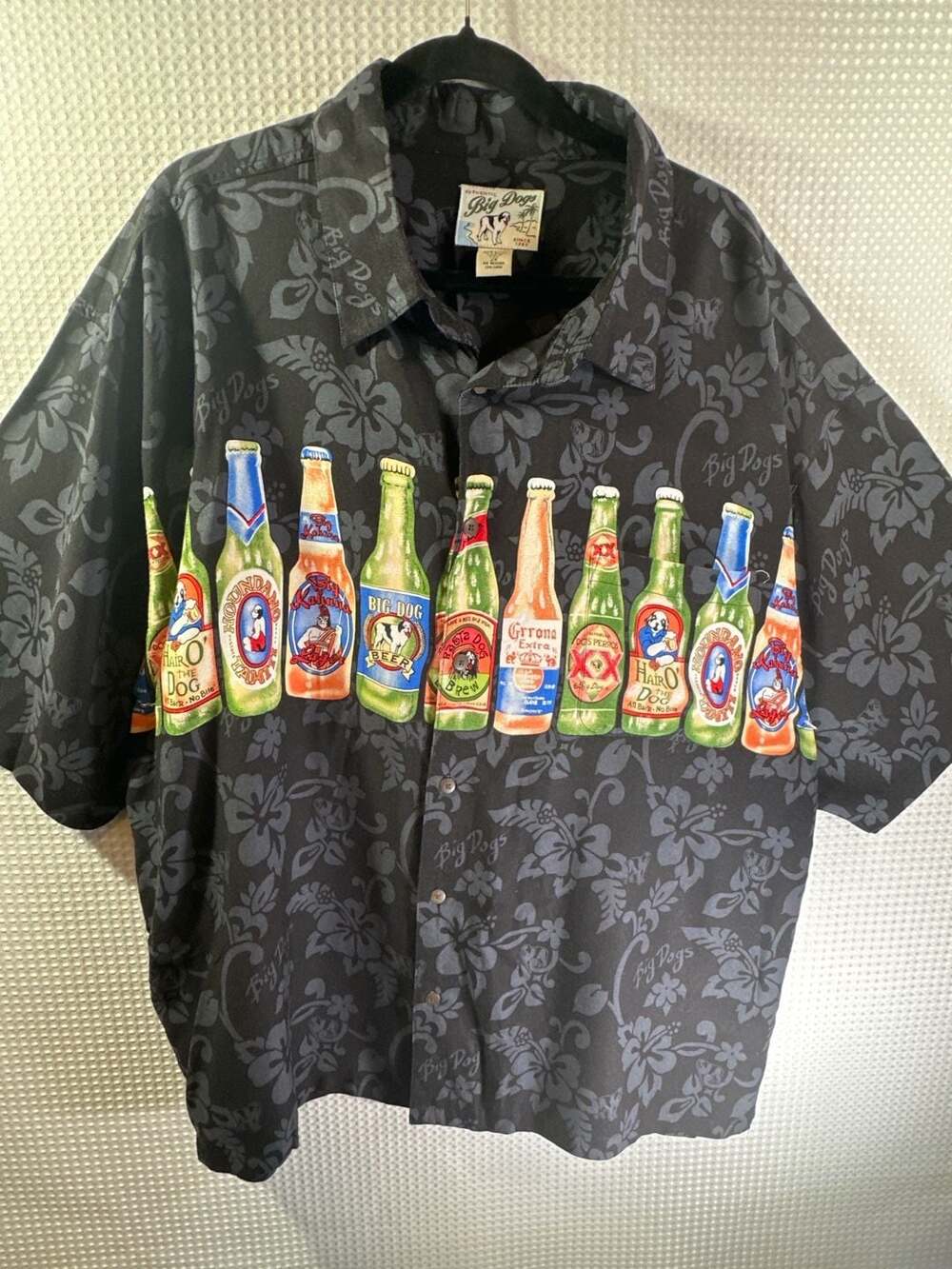 Big Dogs Beer Bottle Graphic Short Sleeve Hawaiian Shirt Black
